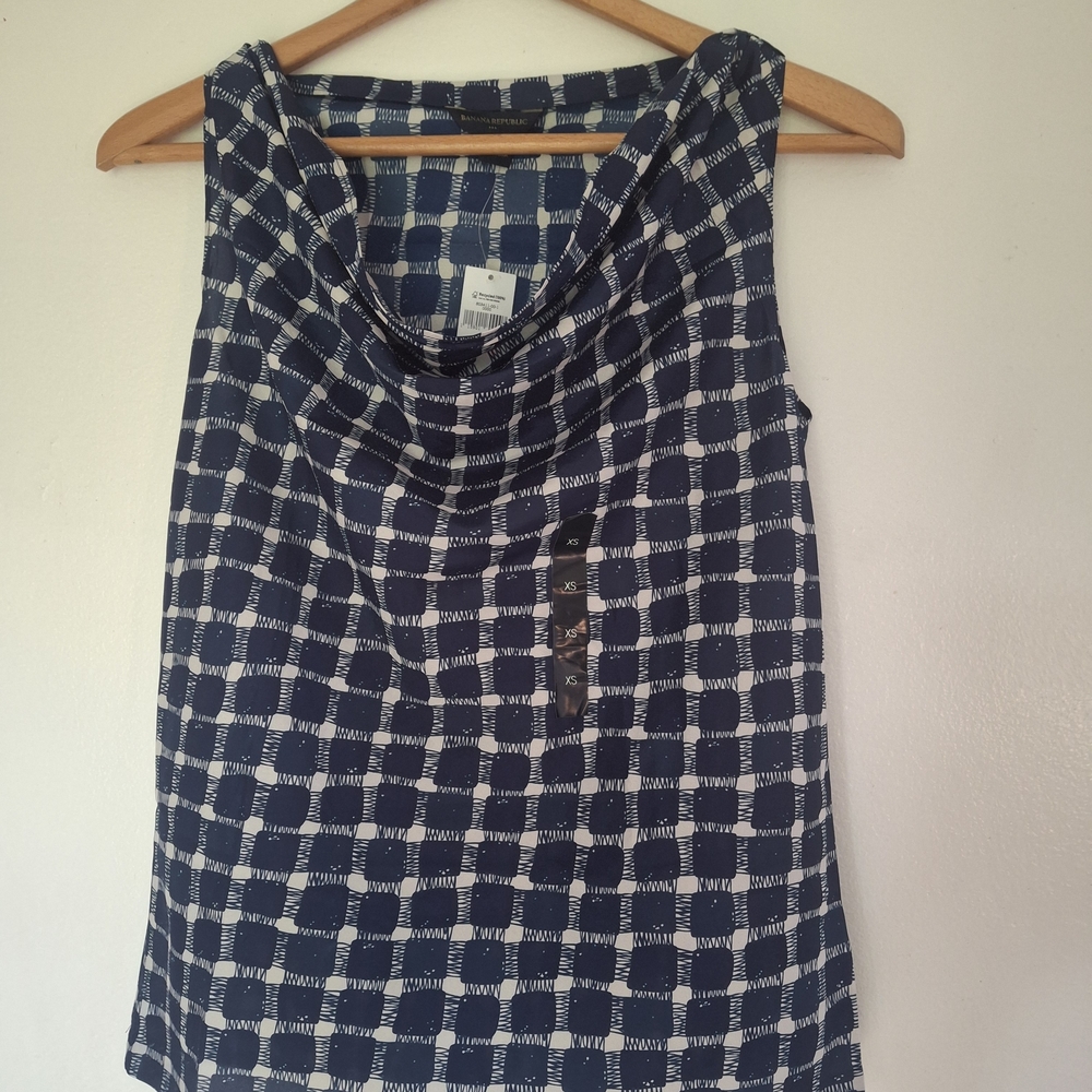 Women’s Navy Blue Checkered Cowl Neck Tank Top Banana Republic